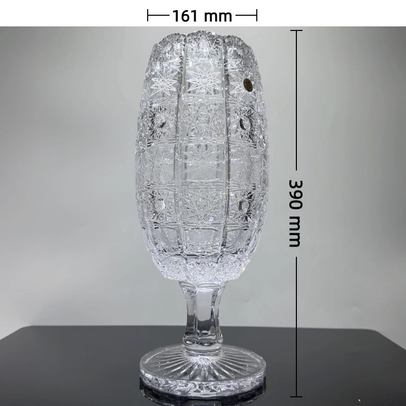 Carving Crystal Vases With Fish Scales